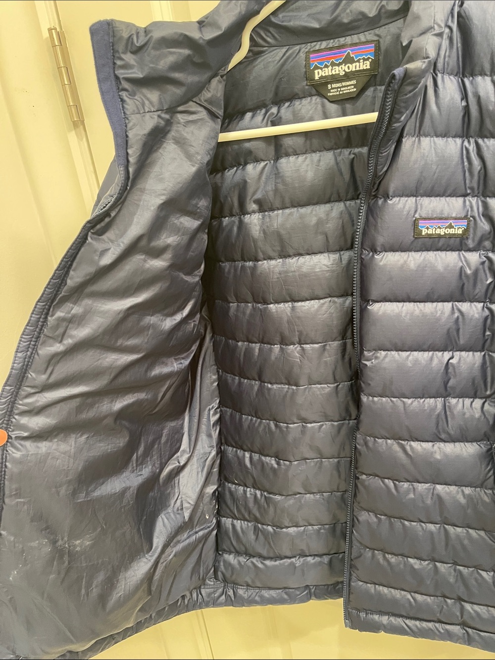 Patagonia Navy Quilted Packable Jacket - Picture 3 of 5